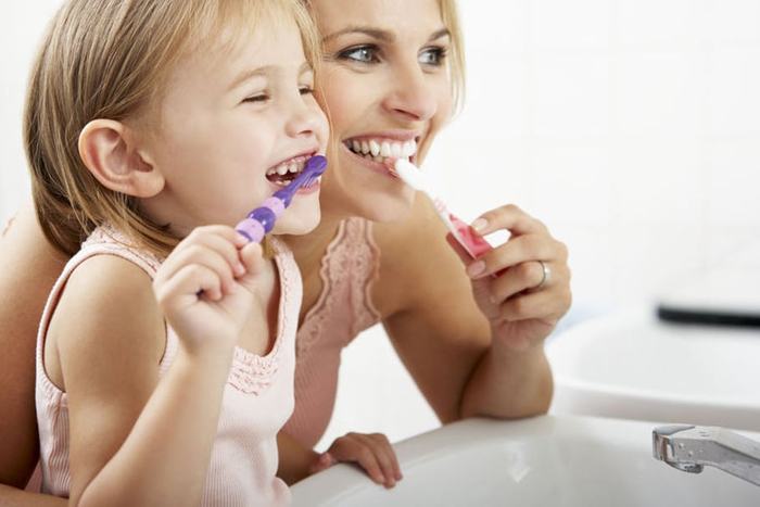 brossage des dents enfants