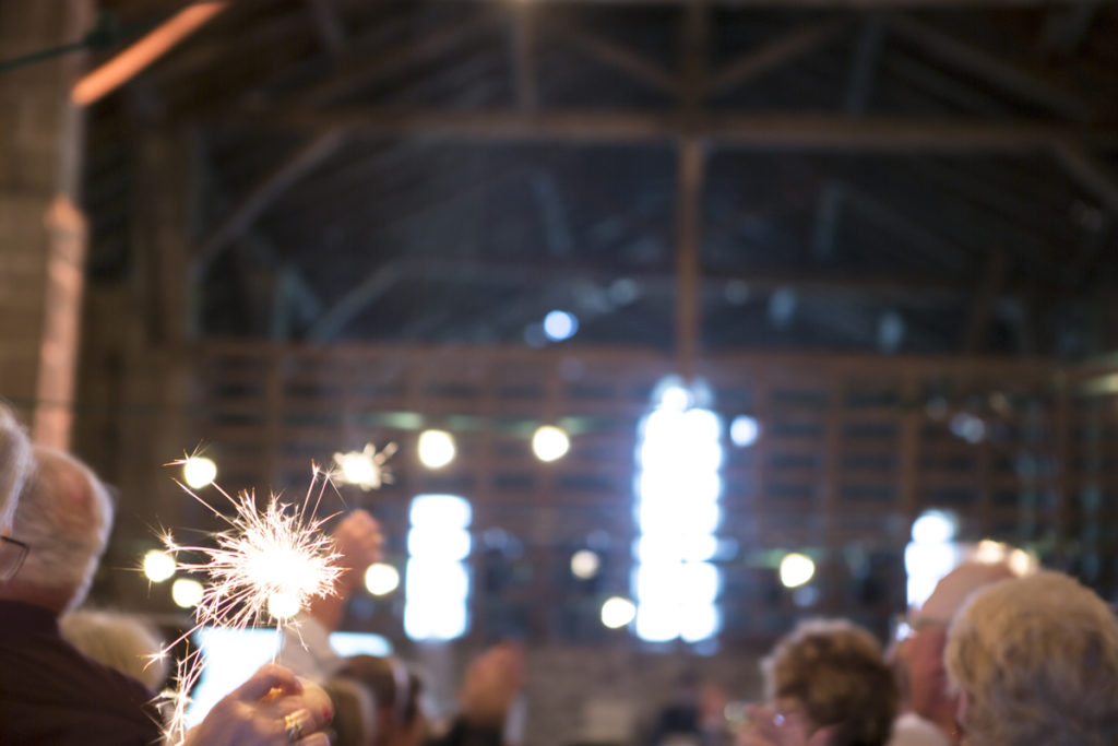 Cierges magiques et leurs jolis effets sur vos photos de mariage